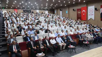 Hatay'da Manevi İklim: Hz. Muhammed'in Ahlakı Konuşuldu