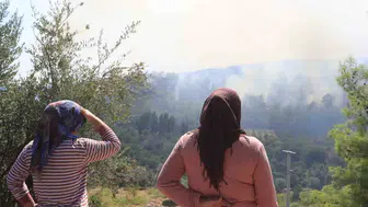 Antalya'da alevlerle 21 saatlik zorlu mücadele: Tahliyeler ve endişeli bekleyiş sürüyor