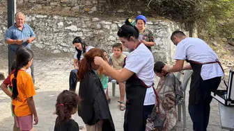 Söke'de okul heyecanı öncesi minik öğrencilere özel dokunuş