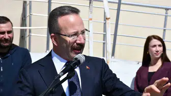 Ardahan'da ders zili çaldı: 15 bine yakın öğrenci için yeni dönem başladı