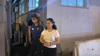 Bursa trafiğinde dehşet anları: Alkollü sürücü hem polise saldırdı hem de trafiği birbirine kattı