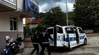 Cide'de bıçaklı dehşet: Hastaneden taburcu edilen genç evinde fenalaşınca gerçek ortaya çıktı