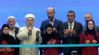 Bakan Tekin'den eğitimde radikal dönüşüm mesajı: Müfredat artık bilgi yükü değil beceri merkezi
