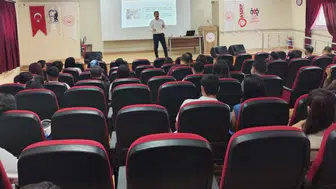 Cizre’de evlilik yolunda ilk durak: Genç çiftler eğitim salonuna akın etti