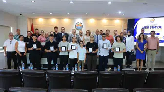 Mersin'in Gelecek Yıldızları MTSO'da Buluştu: Zirveye Çıkan Gençlere Büyük Onur