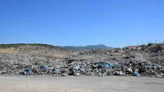 Çöp dağları mor çiçeklere teslim: Akhisar'ın makus talihi değişiyor