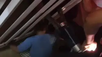 Balkon keyfi kabusa döndü: Minik çocuğun imdadına itfaiye yetişti