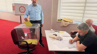 Adıyaman'da veteriner hekimlerin tercihi değişmedi: Orhan Öztürk ile yola devam