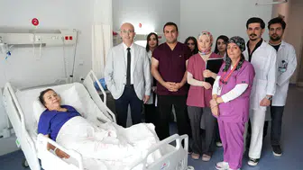 Karnında taşıdığı devasa kütle nefesini kesiyordu: 15 kiloluk mucizevi kurtuluş
