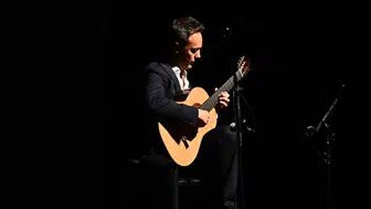 Antalya'da gitarın büyülü üç günü: 15 yıllık gelenek görkemli bir finalle taçlandı