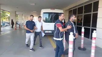 70 bin liralık insan ticareti operasyonu: Salihli yolunda kıskıvrak yakalandılar