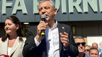 Yeni Parti'den otoyol hamlesi: İhaleye girecek firmalara iktidar uyarısı