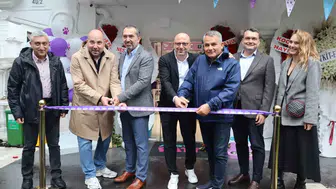 Patili dostlar için yeni dönem: A101 market zinciri evcil hayvan dünyasına adım attı