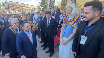 Söğüt'teki şenliklerde dikkat çeken an: Bakan Gürlek'in protokol selamlaşması gündem oldu