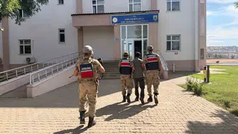 Bingöl'de jandarma operasyonları: Suçlulara göz açtırılmıyor