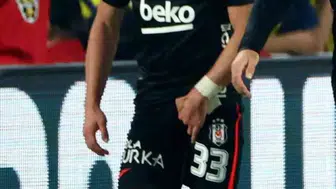 Derbide Beşiktaş'a Rıdvan Yılmaz şoku: Yıldız oyuncunun sağlık durumu belli oldu