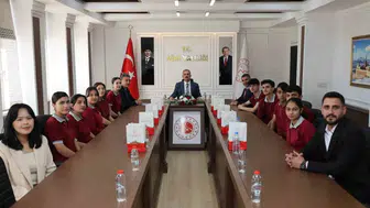 Ağrı Valiliği'nde Gençlerle Gelecek Vizyonu Buluşması