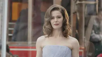 Burcu Biricik’ten kızı Luna için köy hayatı kararı: Ailece Ayvalık’a yerleştiler, butik otel açtılar