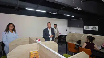 Yunusemre'de öğrencilerin ders çalışma mesaisi yeniden şekillendi