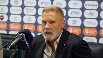 Thorsten Fink'in zorlu sınavı: Samsunspor'da üst üste gelen mağlubiyetler sonrası rota Trabzonspor