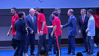 Ankara'da dev buluşma: Türk sporunun yıldızları ve başarı hikayeleri ödüllendirildi