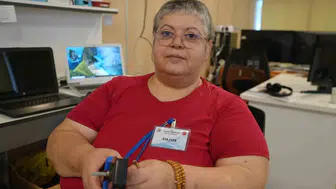 Kanserle savaşıyor, 56 yaşında stajyerlik yapıyor: Hayata tutunmanın en dirençli hali