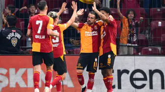 Galatasaray için Karadeniz'de kabus dolu gece: Okan Buruk kariyerinin en ağır yenilgisini aldı