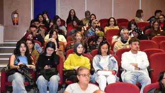 Üniversite sıralarında şiddete karşı bilinçlenme seferberliği