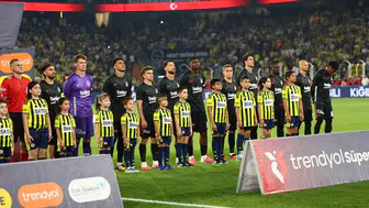 Kadıköy’de Beşiktaş sürprizi: Italiano’dan derbiye özel tek dokunuş