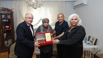 Bakan Güler'den Maltepe'de vefalı ziyaret: Şehit ailesiyle bir araya geldi