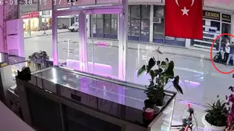 Sokak ortasında dehşet saçan saldırganın teslim olurken kurduğu cümle şoke etti: Oyun bitti