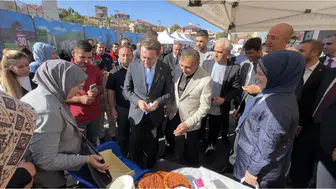 Yüksekova'da sanat ve dayanışma bir arada: Kadınların emeğiyle çehre değişti