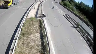 Amasya'da kahreden kaza: Genç sürücünün son anları kamerada
