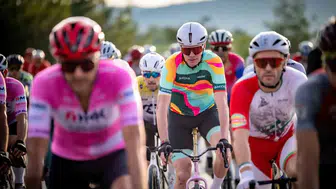 İstanbul'da dev buluşma: Efsanevi Chris Froome'un gölgesinde kıtalararası bisiklet şöleni