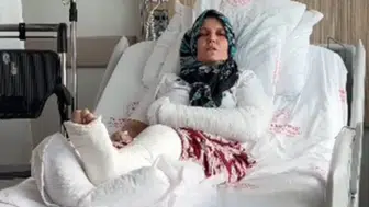 Tatlıcı dükkanında dehşet anları: 3 çocuk annesi saldırganların hedefi oldu