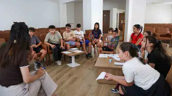 Efelerli gençler için yeni eğitim dönemi: Ücretsiz atölyeler kapılarını açıyor