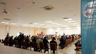 Tomarza'nın Geleceği İçin Kritik Zirve: Muhtarların Talepleri Masaya Yatırıldı