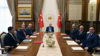 Külliye'de kritik zirve: Başkentin ekonomi kurmayları Erdoğan ile bir araya geldi