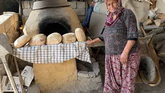 Kırklareli'nin köyünde asırlık lezzet sırrı: Taş fırında pişen gerçek ekmek