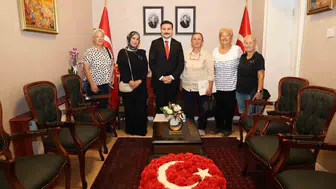 Gökçeada'da çözüm odaklı mesai: Kaymakam Acar vatandaşın kapısını sonuna kadar açtı