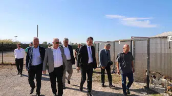 Edremit'te can dostlar için kritik buluşma: Kaymakam ve Belediye Başkanı bir araya geldi