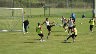 Burak Yılmaz yönetimindeki Çorum FK Antalya'da vites yükseltti