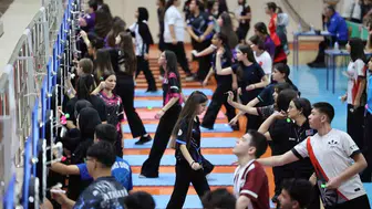 Erzincan'da dart heyecanı: 500 sporcu hedefi on ikiden vurmak için buluştu