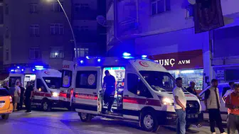 Elazığ'da trafik felç oldu: Üç aracın karıştığı kazada bilanço ağırlaştı