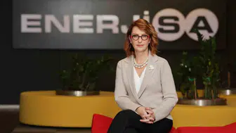 Hataylı çocuklar sahnede enerji tasarrufunu keşfetti: 3 bin minik kalbe dokunan turne
