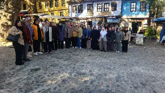 Sarıgöllü kadınların Bursa çıkarması: Tarihi sokaklarda unutulmaz bir gün