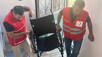 Muradiye'de iyilik seferberliği: İki bin çocuğun yüzü güldü