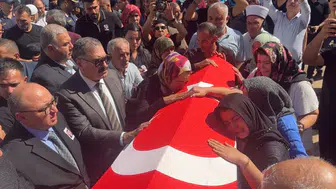 Denizdeki facia Mersin'i yasa boğdu: Uzman Çavuş Fahri Ateş son yolculuğuna uğurlandı
