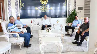 Malatya'da kayısı ticaretinde kritik viraj: Esnafa beklenen süre tanındı