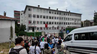 Samsun'da okulların açılmasıyla birlikte polis ekipleri sahaya indi